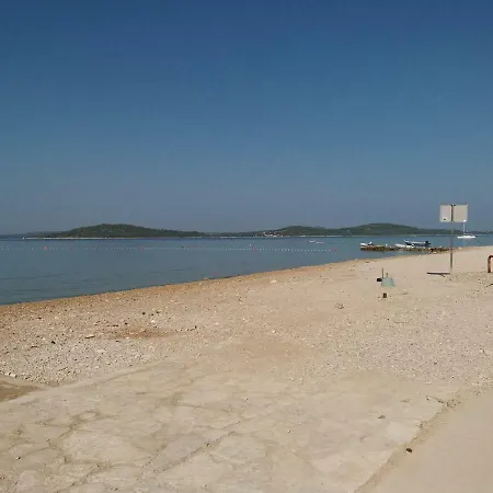 Juras 2 * Sibenik